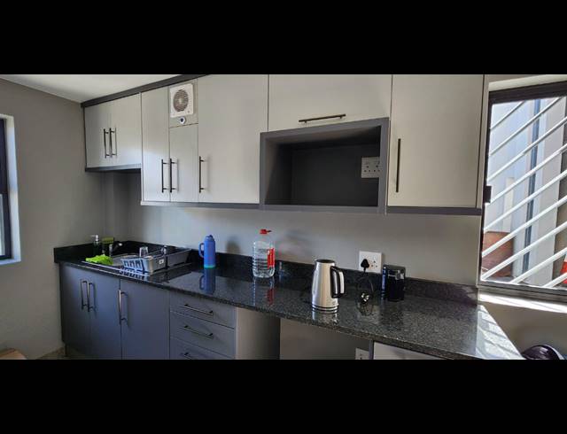 1,791M² WAREHOUSE TO LET IN BRACKENFELL INDUSTRIAL